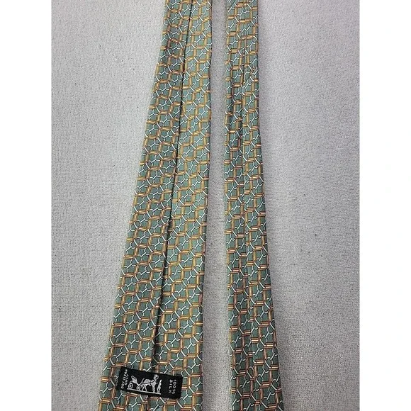 Hermes Men's OS Designer Necktie 100% Silk Green Gold Print Business Work Tie